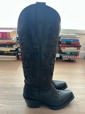 Black Embroidered Western Cowboy Boots